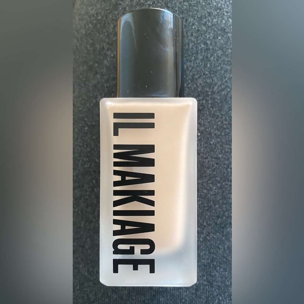 IL MAKIAGE Soft Beige Foundation